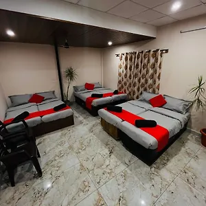 3* Hotel Adh Hazel Wood