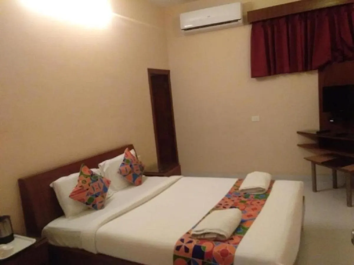 Kumar'S The White House Hotel Mysore